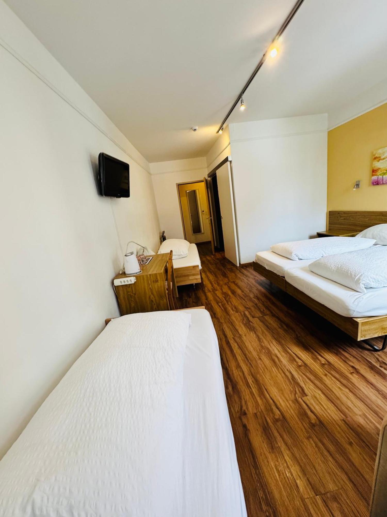 Hotel Toscana Интерлакен Екстериор снимка