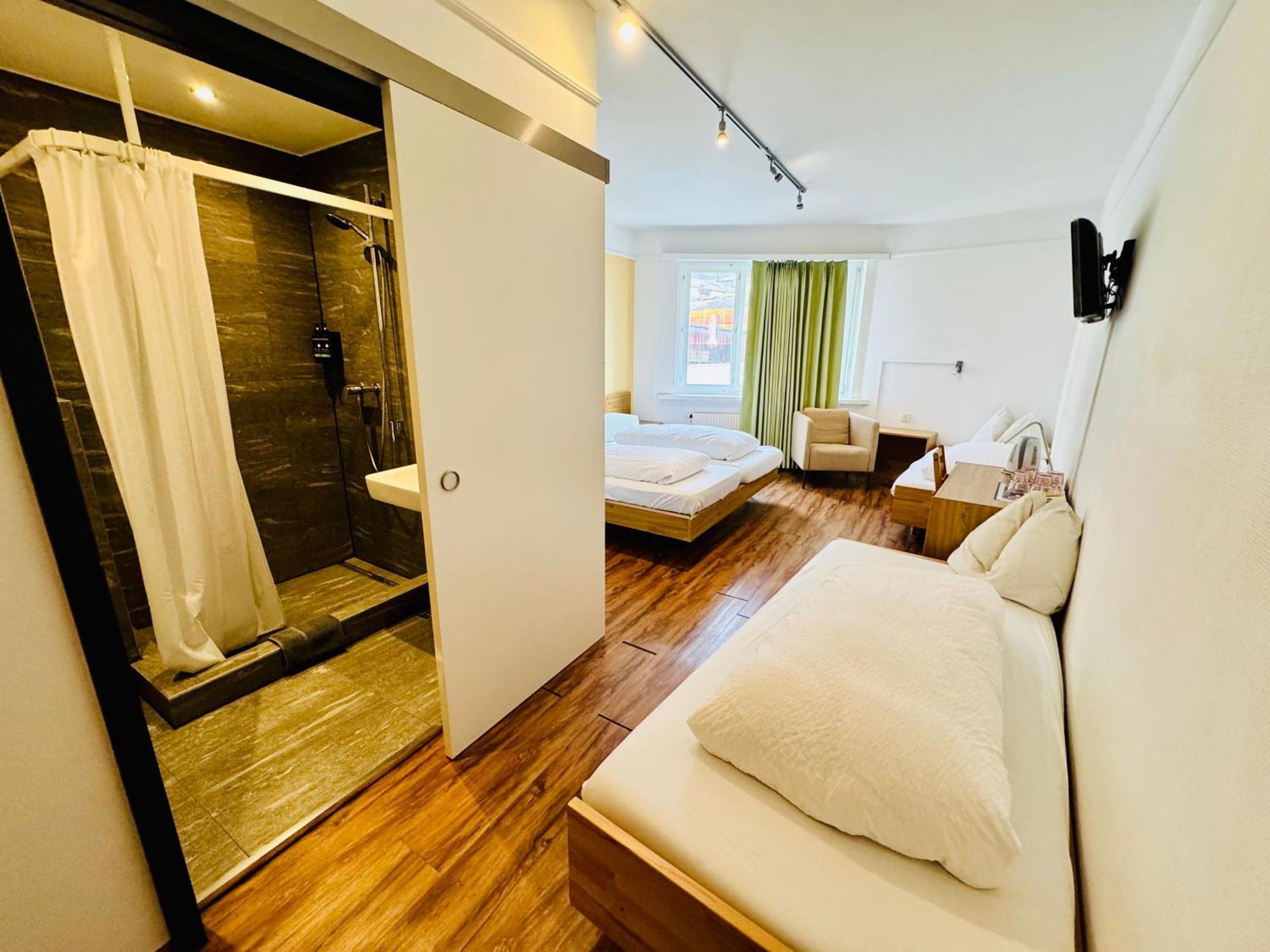 Hotel Toscana Интерлакен Екстериор снимка